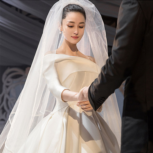 张馨予同款百搭拖尾婚纱头饰新娘