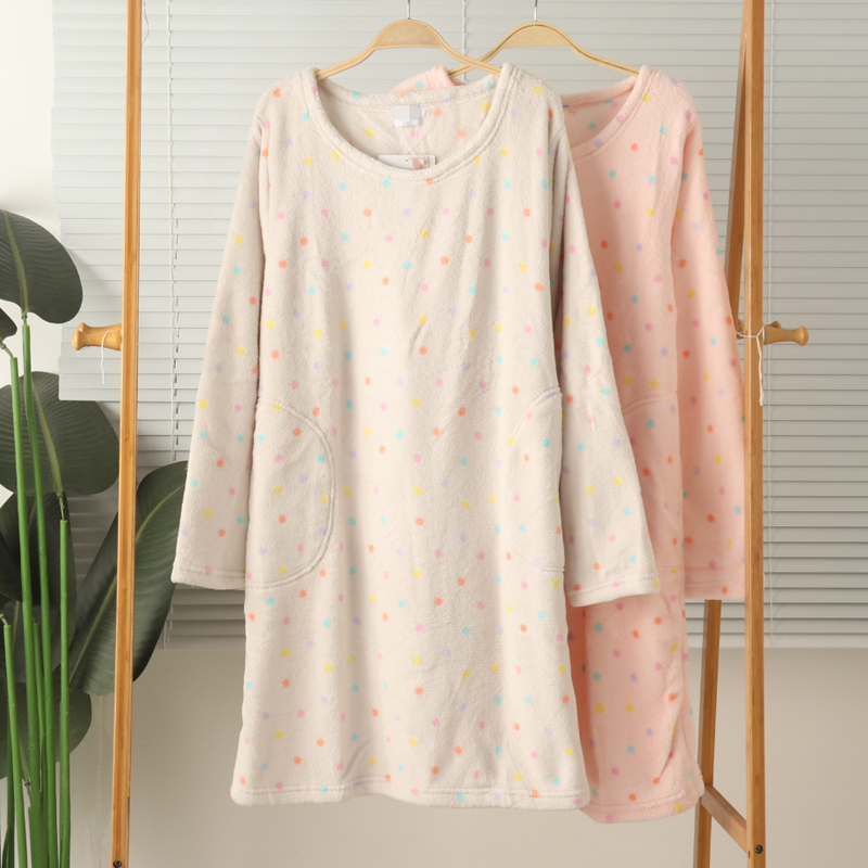 外贸女珊瑚绒双面绒圆领长袖家居睡裙睡袍裙子睡衣保暖秋冬大码