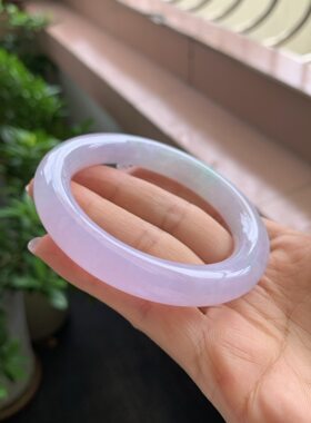 【小陈翡翠】缅甸天然翡翠A货冰紫罗兰粉紫飘浅绿花色54圆条手镯