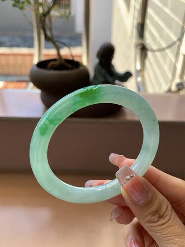 【小陈翡翠】缅甸天然翡翠A货冰飘辣阳绿52-53圆条翡翠手镯