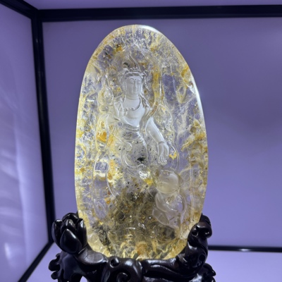天然水晶喜马黄胶花绿幽灵共生精工雕刻送子观音赠檀木底座