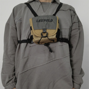 包邮 快拆透气四点式 背负系统户外折叠望远镜防水随身收纳胸包B528