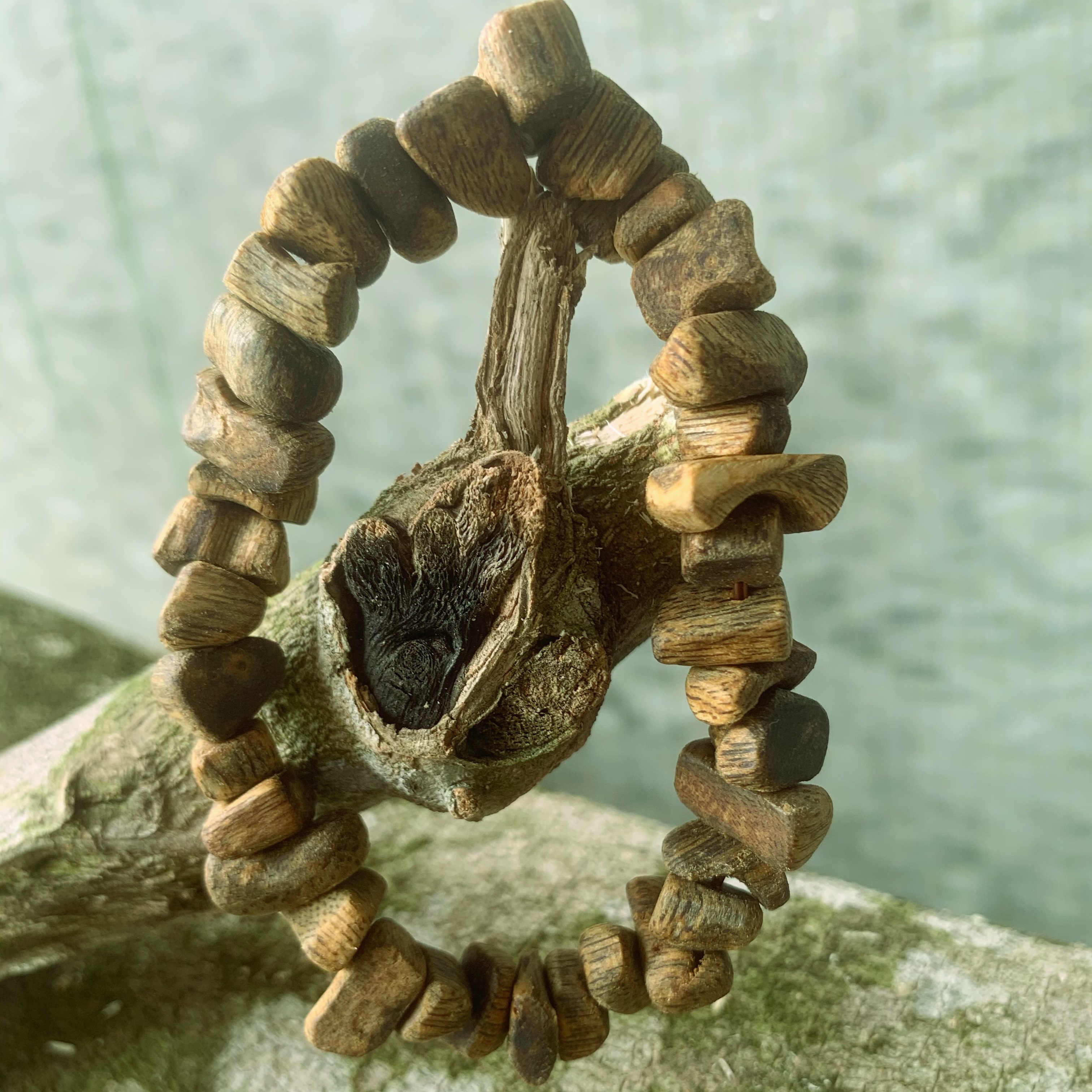 海南奇楠沉香老料高油脂手串