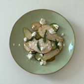 Tuxton匠人手捏不规则圆盘清新牛油果绿盘子釉下彩牛排沙拉盘