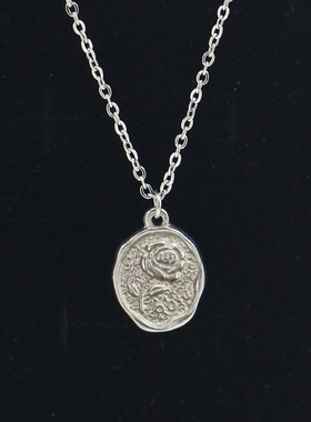 欧美2024新款简约小众轻奢玫瑰花项链女夏锁骨链网红不掉色情人节