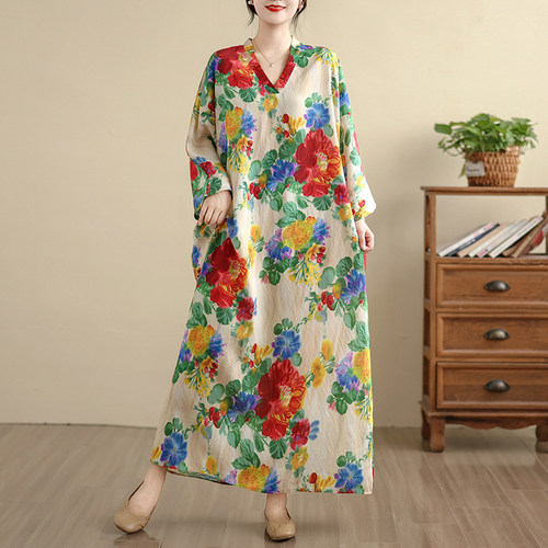 文艺时尚2025年秋季新款连衣裙