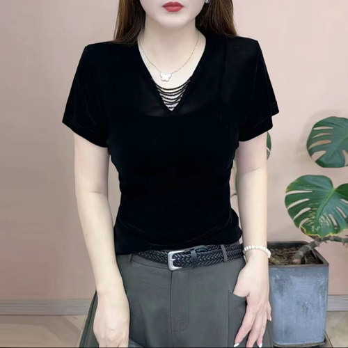 妈妈装夏季金丝绒V领减龄短袖T恤