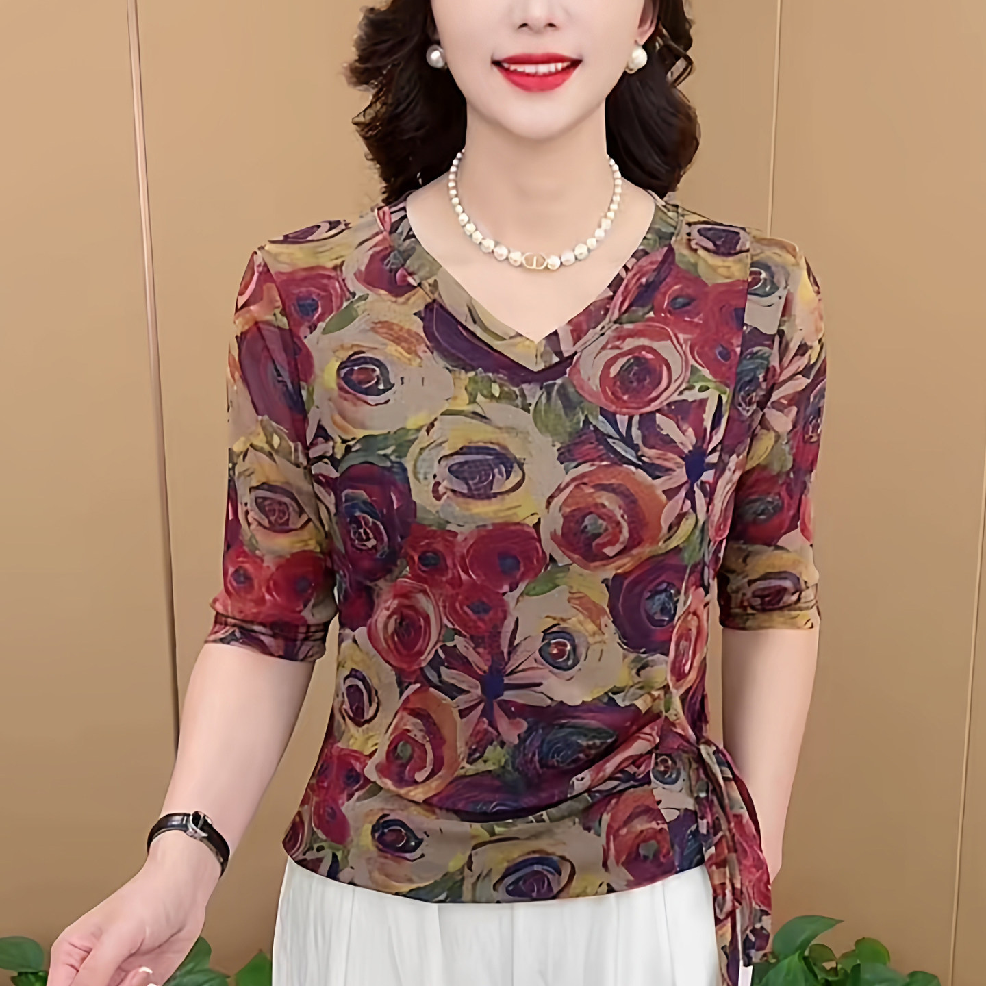 妈妈装秋V领玫瑰印花系带网纱T恤