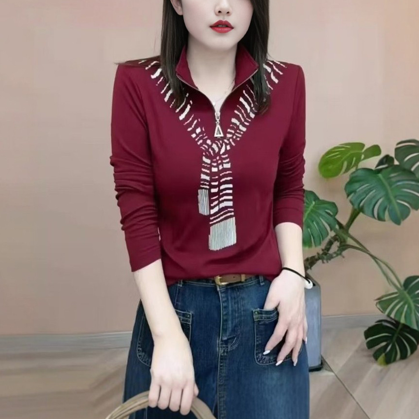 妈妈装秋季长袖拉链领印花打底衫
