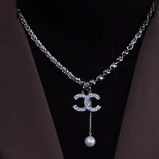 小香风毛衣链轻奢小众设计字母双C项链高档气质卫衣链配饰秋冬款