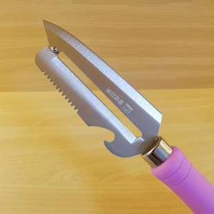 日美不锈钢削皮刀土豆去皮神器苹果瓜刨厨房水果家用多功能刮皮刀