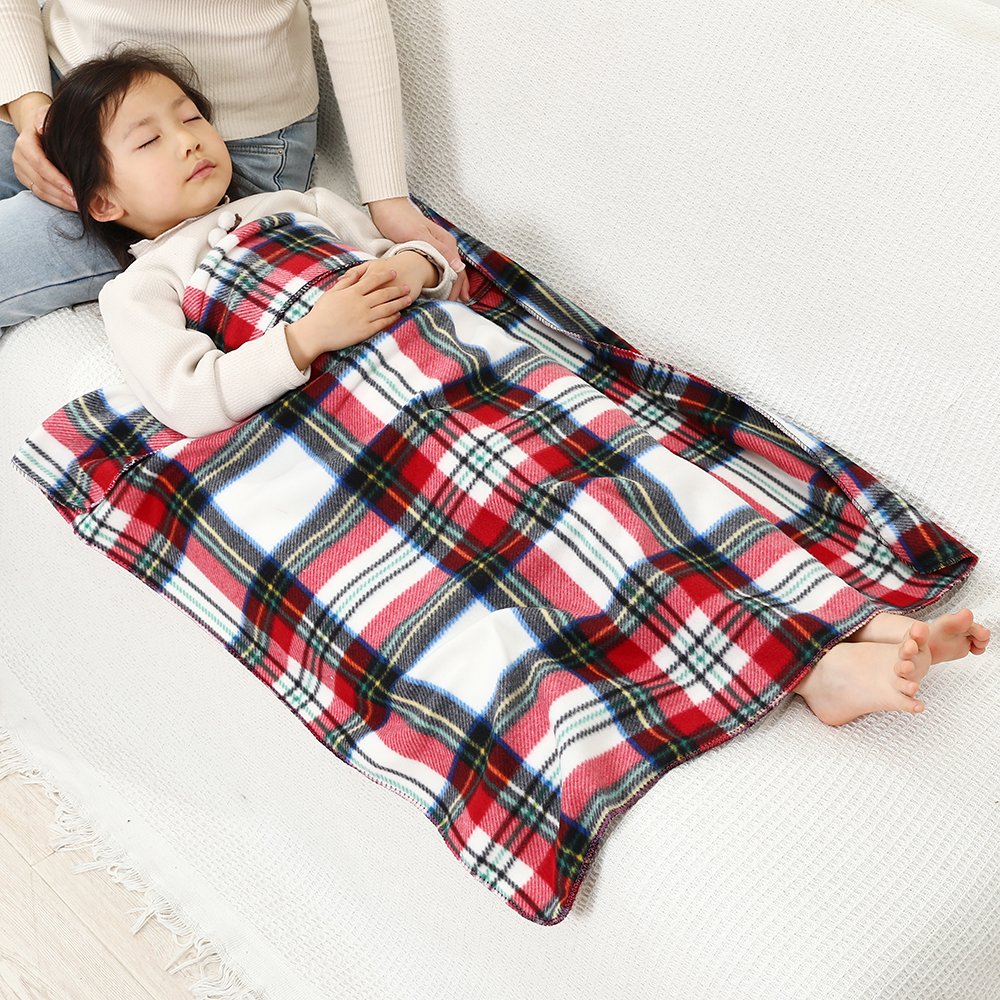 法兰绒盖肚子薄款婴儿毛毯