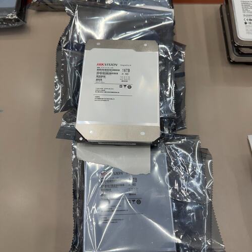 DS160HKAI-VH1数量9块，保修到2030年5月份，--议价商品