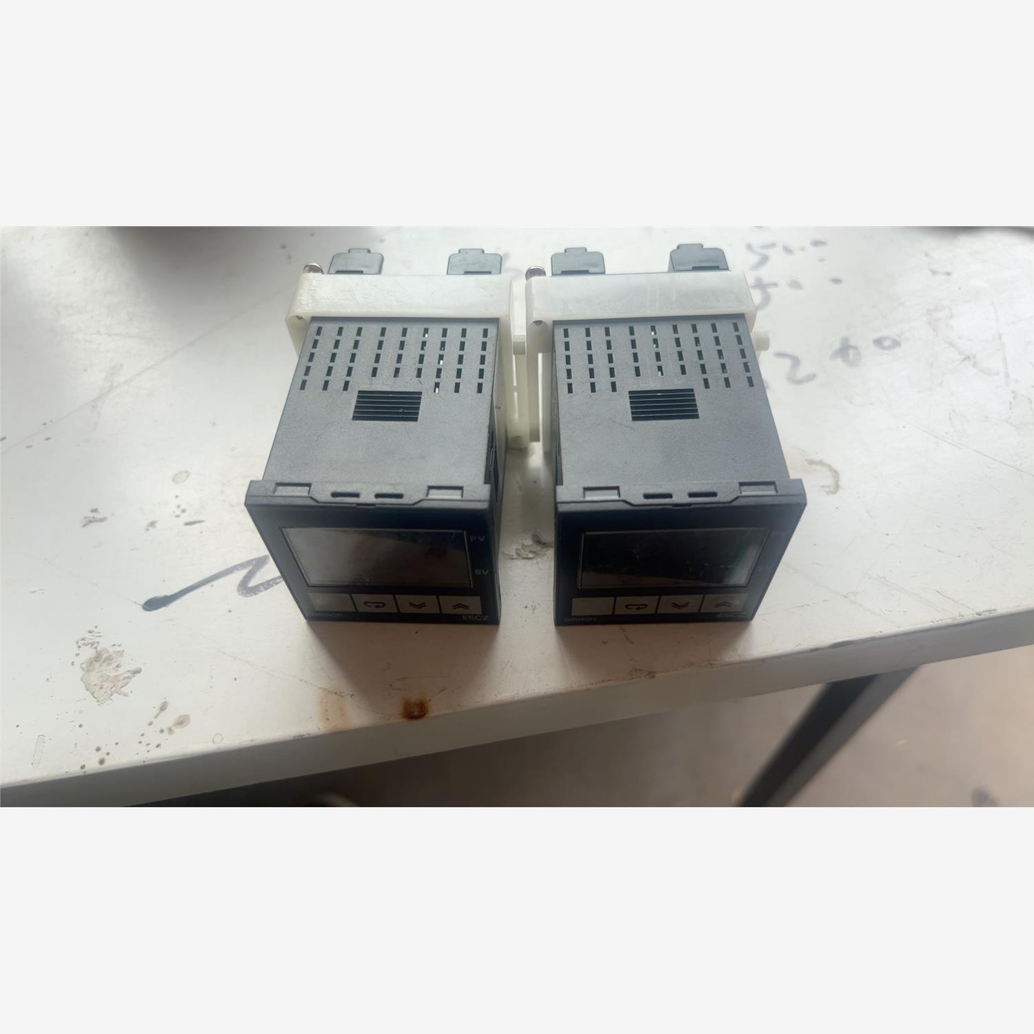 原装拆机欧姆龙温控器,E5CZ带安装固定支架卡扣,只出-议价商品
