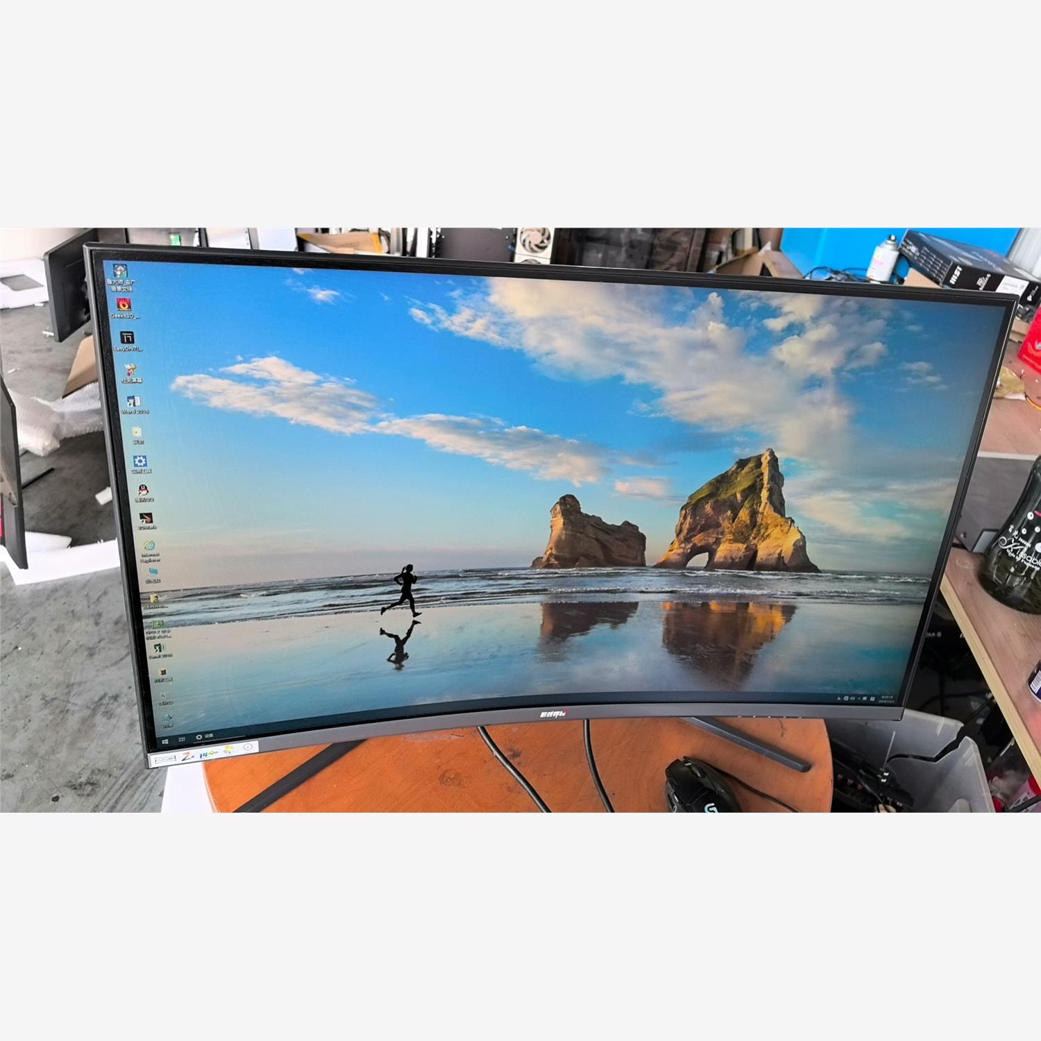 20台游戏悍将2k 144hz 32寸曲面显示器 型号SP3-议价商品