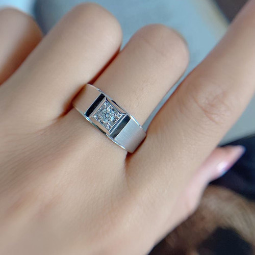 18K金铂金钻戒钻石求婚情侣对戒