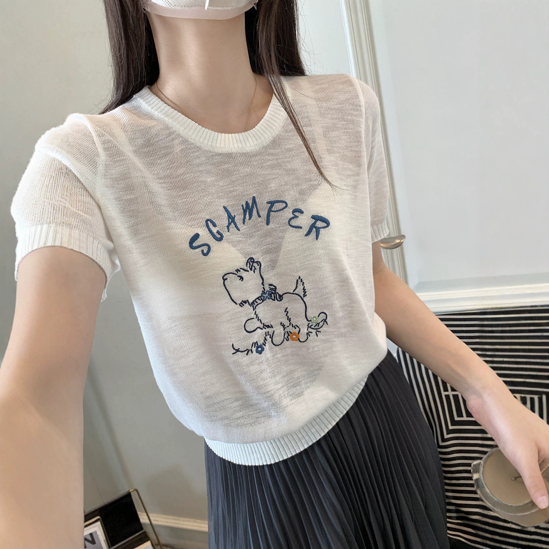 冰丝短袖t恤女夏季新款韩系气质时尚宽松圆领刺绣套头针织衫上衣