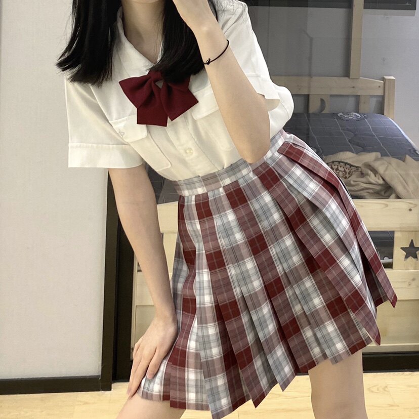 栗子猪JK【梅子酒酿】JK格裙制服秋冬日系原创现货圣诞节校供现货