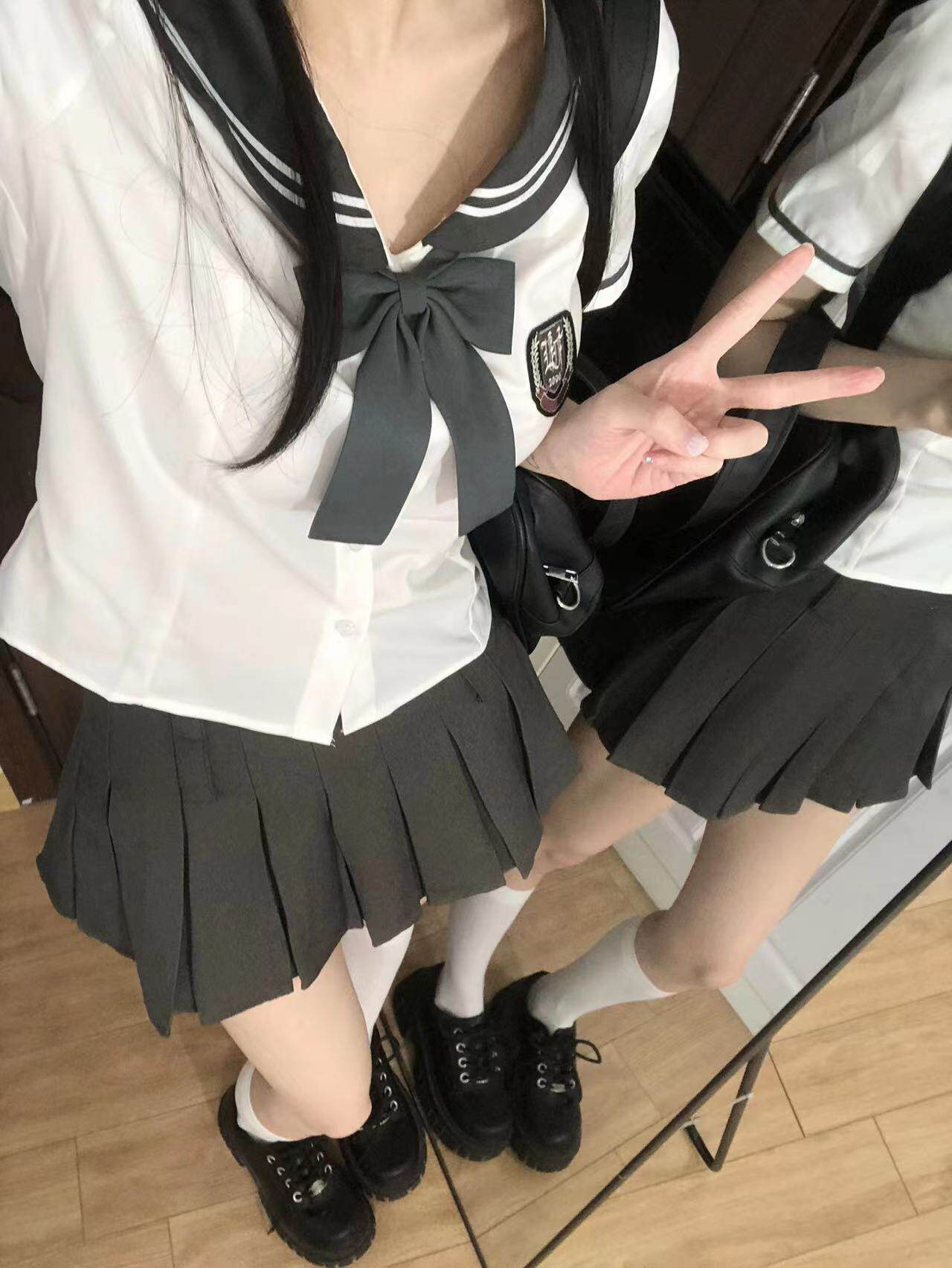 栗子猪水手领衬衫夏季jk制服现货百搭收腰短袖学院风徽章套装显瘦