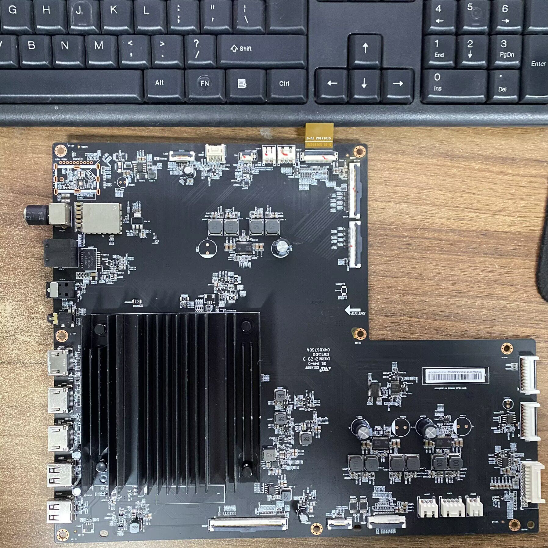 小米L65M5-0D主板DKTV-OLED-M