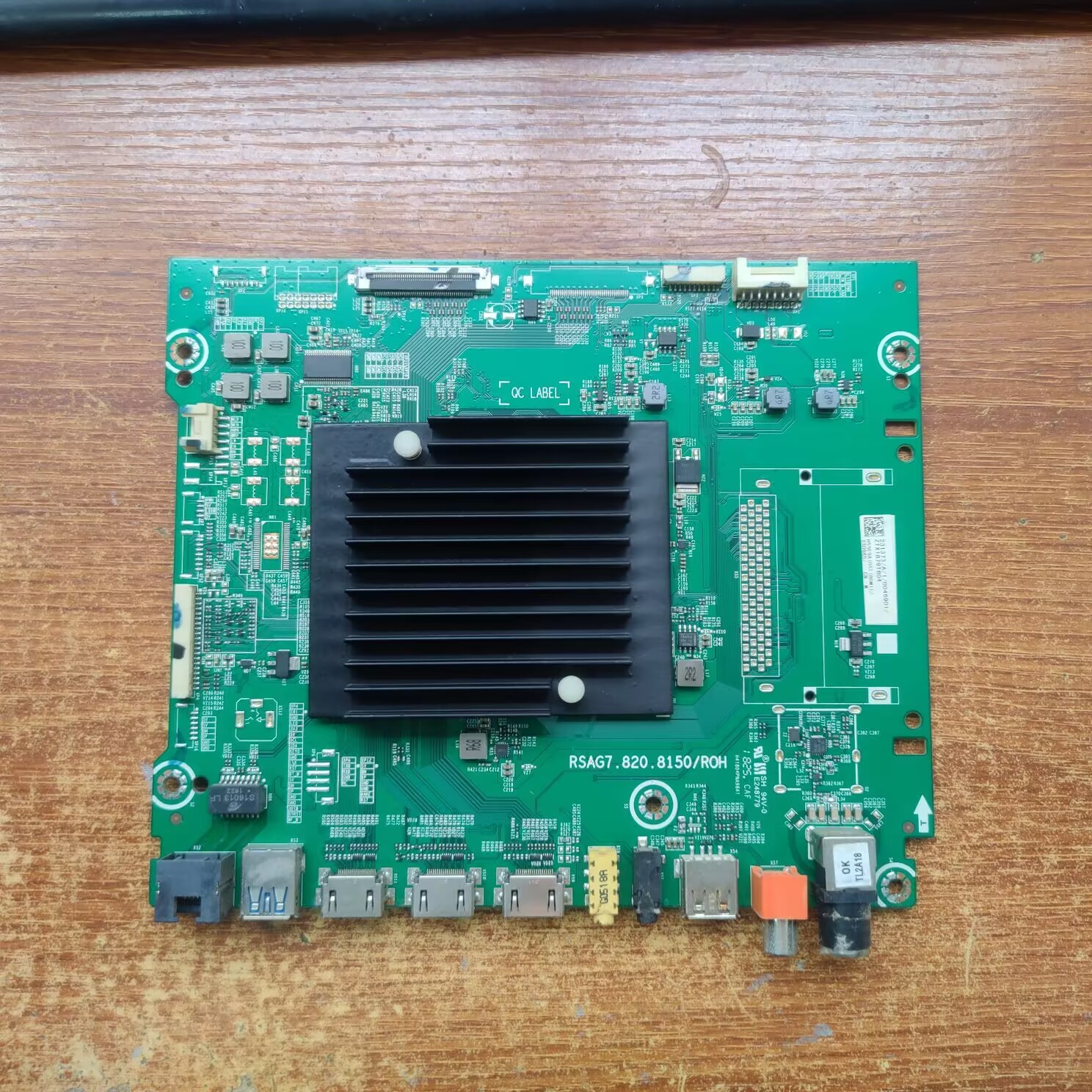 海信H65E9AH55E9AHZ55U8AC主板