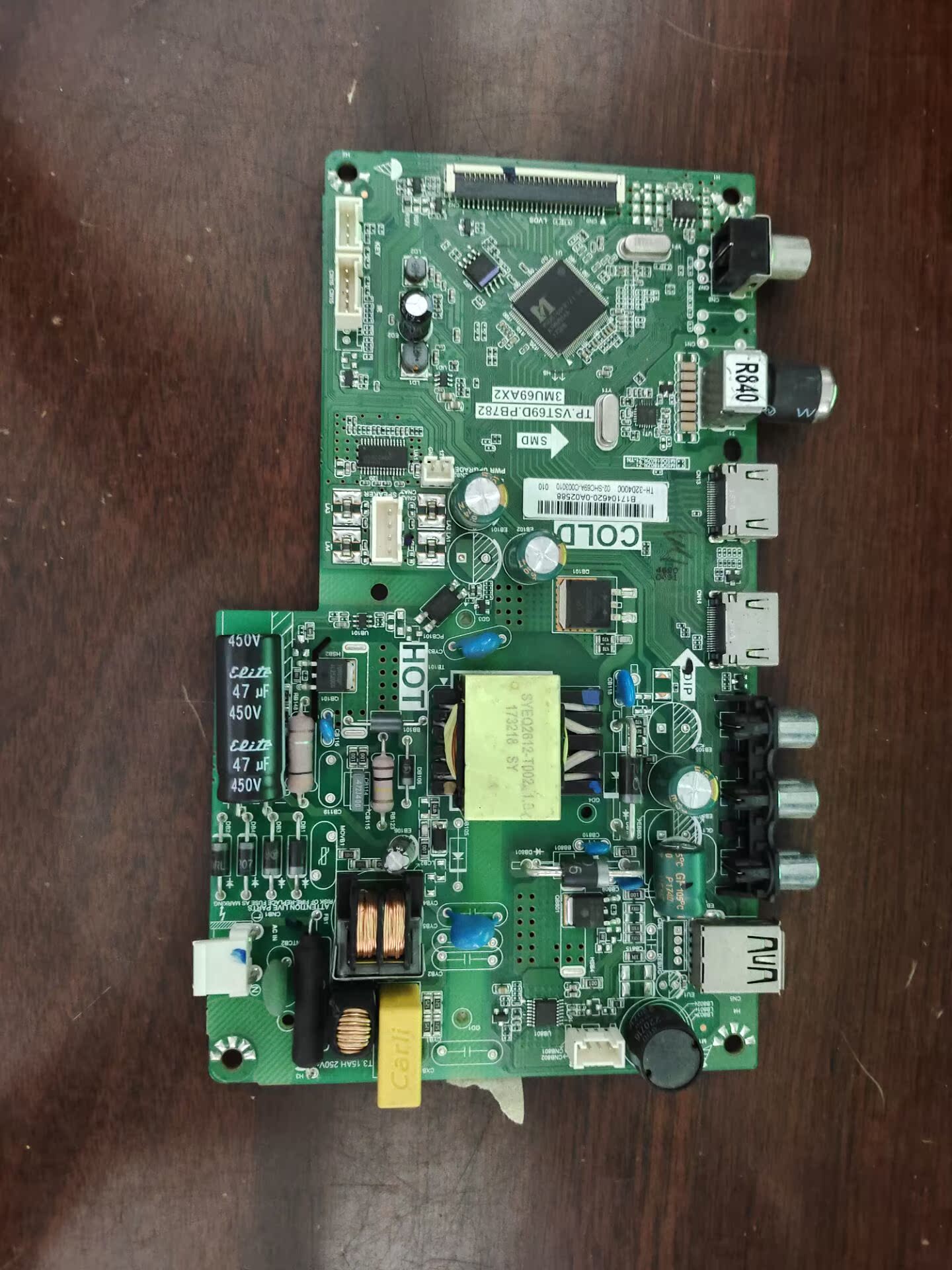 TP.VST69D.PB782屏LVW320CSDX