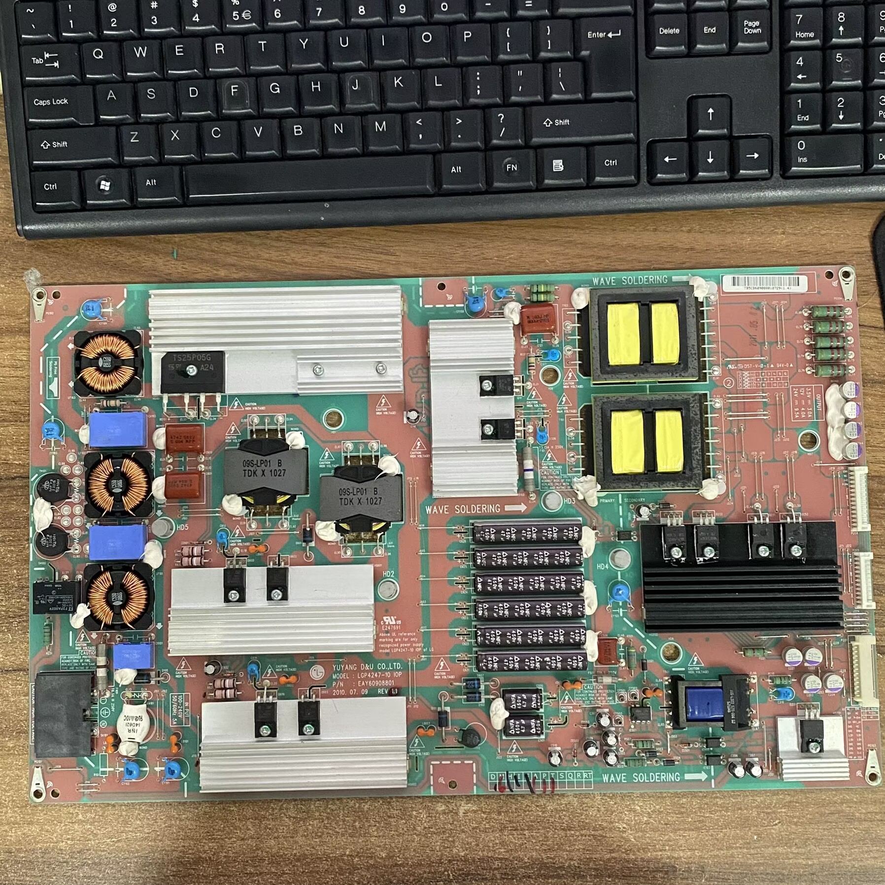 LG55LE530055LE5500-CA电源板