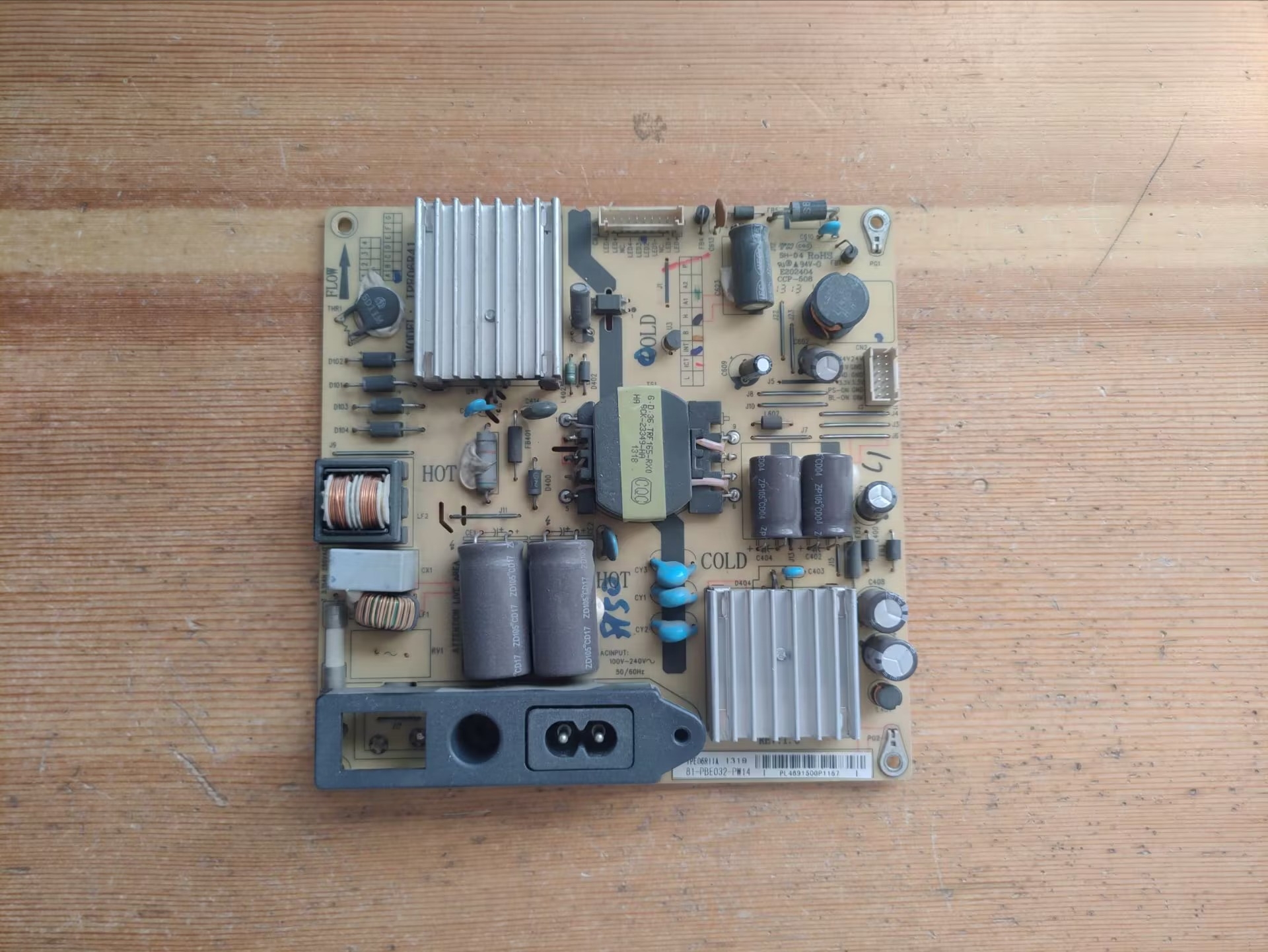 原装TCLL32F3320一3D液晶电视