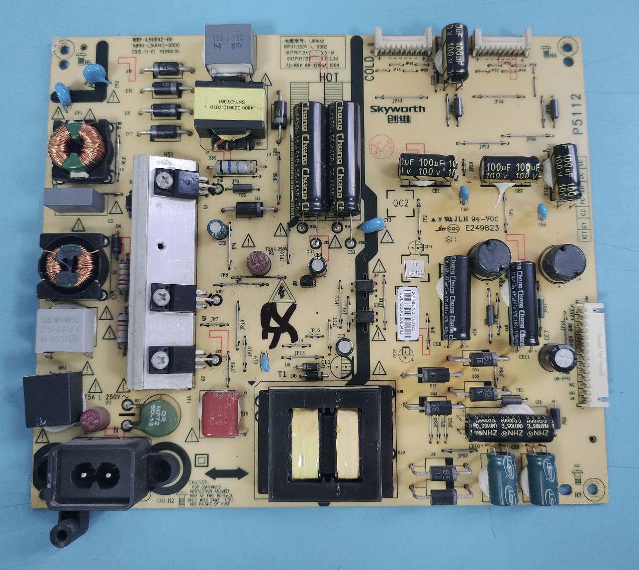 原装创维55E6200电源板580