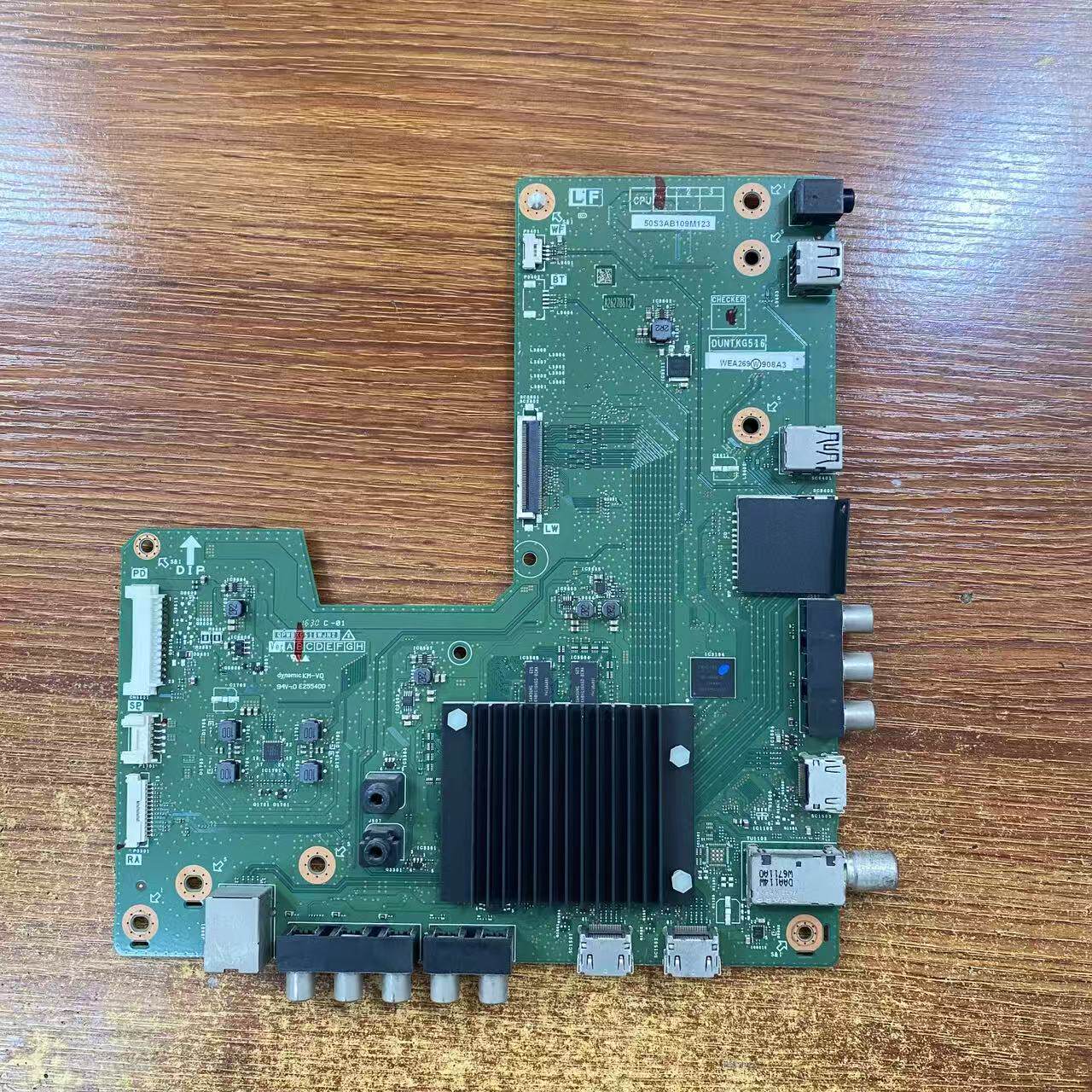原装夏普LCD-40S3A/48/50S3A/65S3A主板DUNTKG516 QPWBXG516WJN2 - 实物图