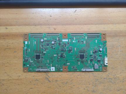 乐视L704P1 原装逻辑板1P-0158X00-4010 RUNTK 0151FV CPWBX 测好