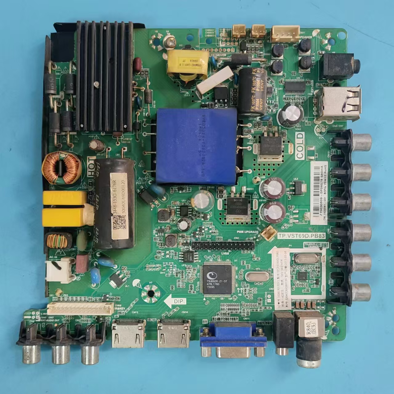 原装三洋42CE5100主板实物图