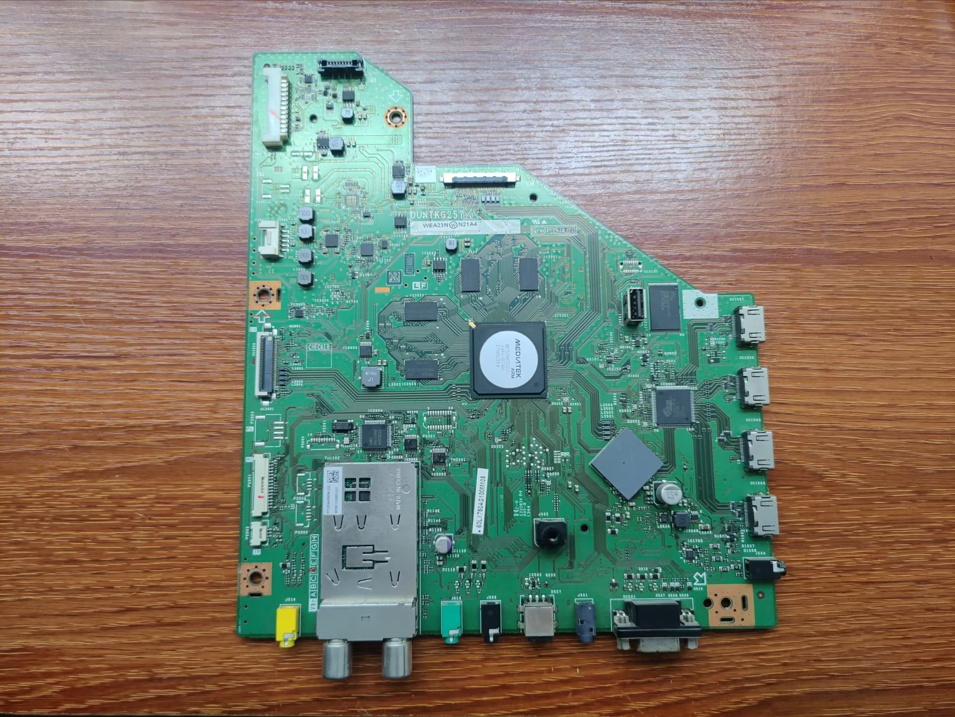 广州发夏普LCD-60LX750A主板