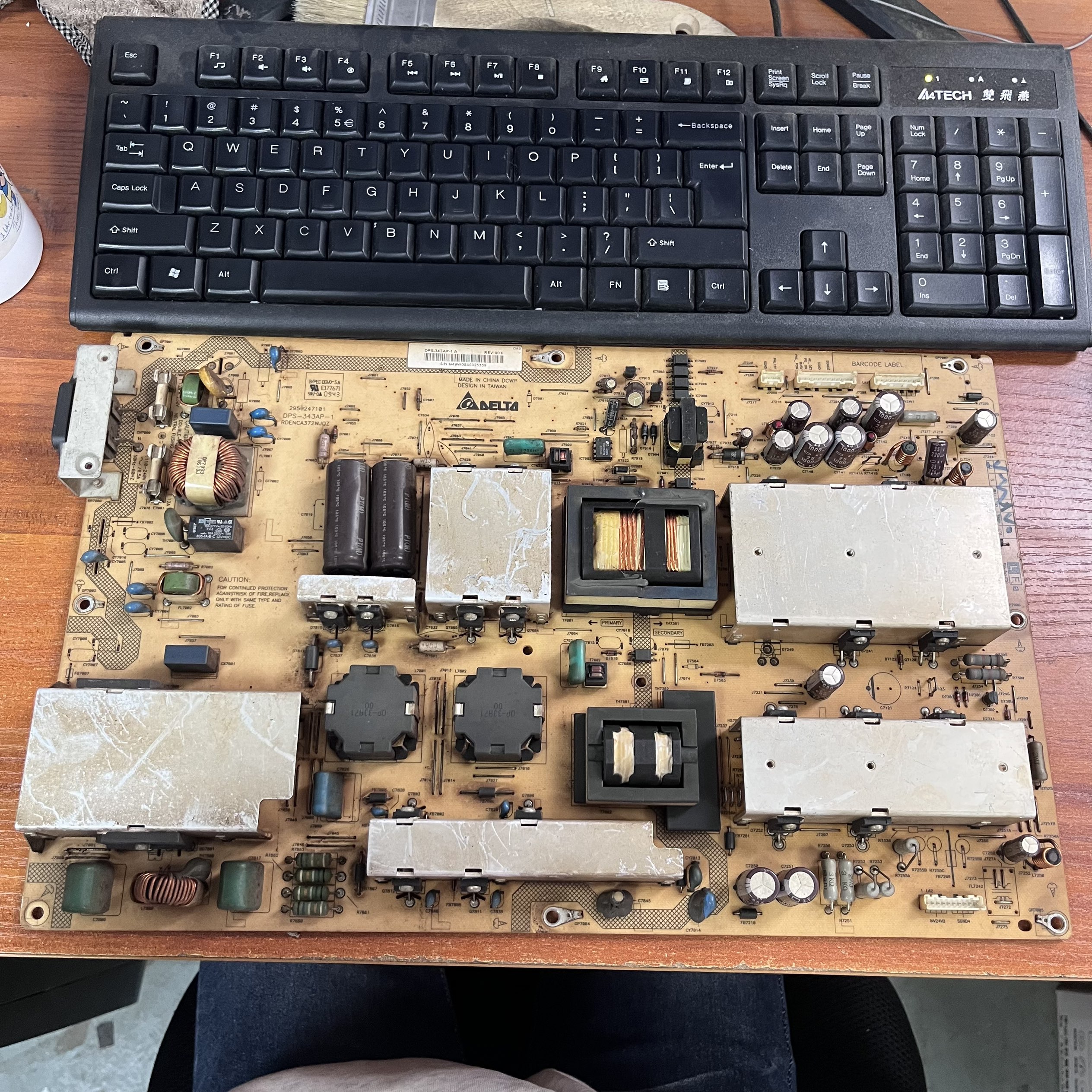 适用于原装夏普LCD-60Z77A电源