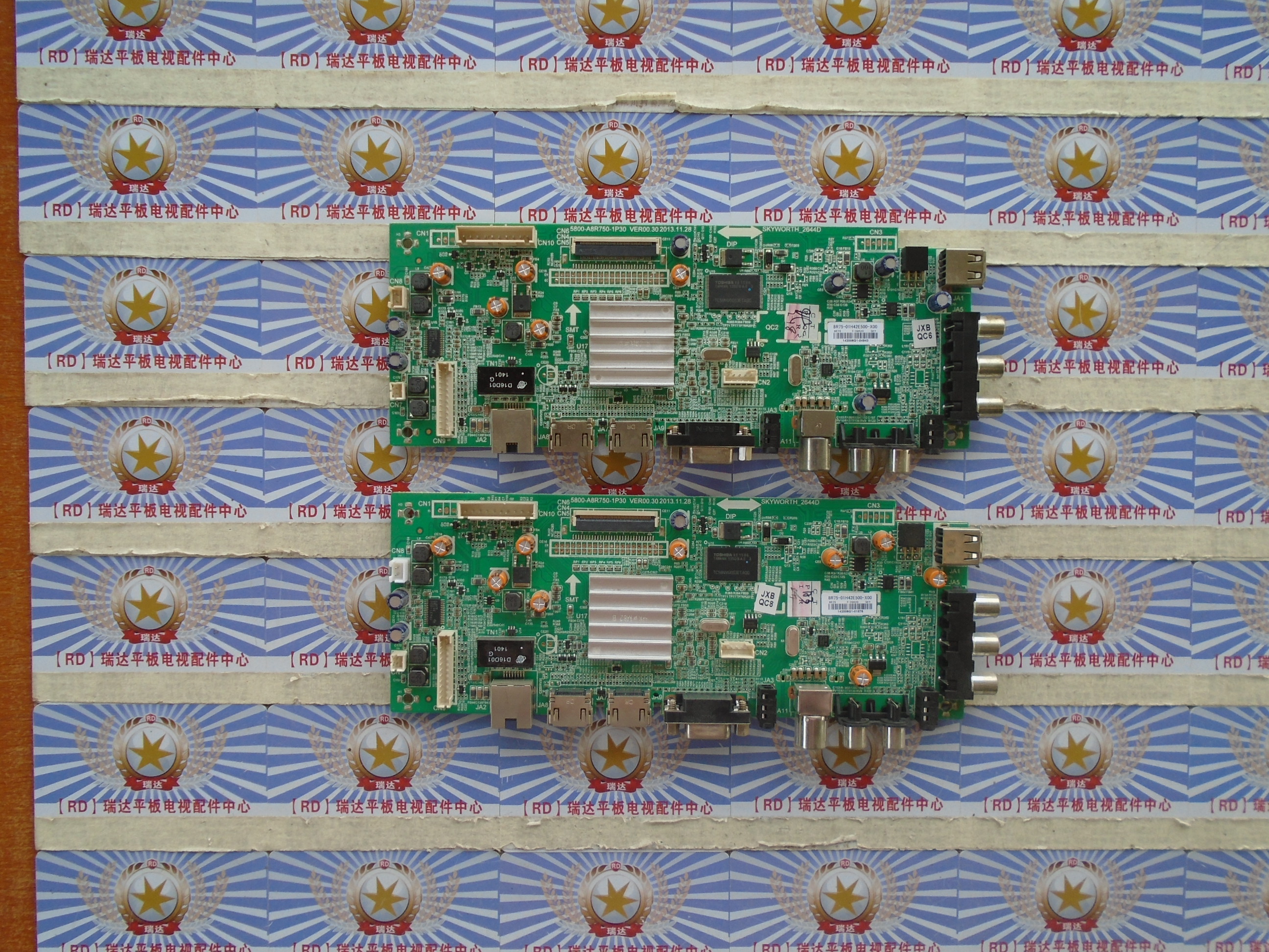 创维 42E500E 主板 5800-A8R750-1P30 配 REL420FY(LD0-000) 屏