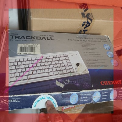 全新Cherry键盘,G84-4400LPBUS-2  议价!