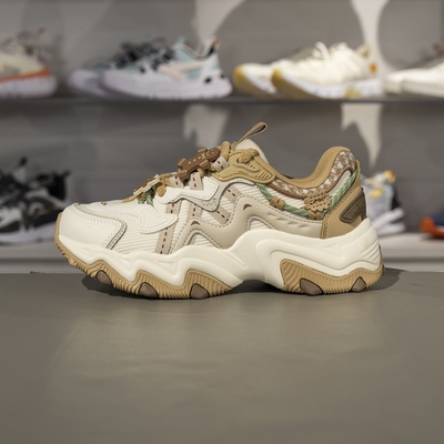 李宁防滑耐磨女子系带休闲鞋