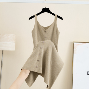 秋冬新款 外穿马夹裙内搭打底裙 羊毛针织吊带背心连衣裙女V领无袖