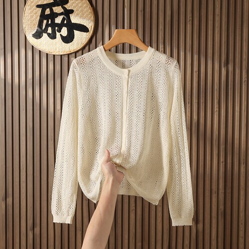 轻薄镂空针织开衫配吊带裙防晒衫