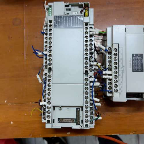 FP-Xh C60T主机带FP-X0 E40TD模块台，成[议]