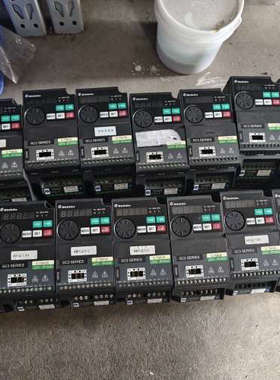 士林变频器SC3系列，型号SC3-021-0.75K，0.7[议]