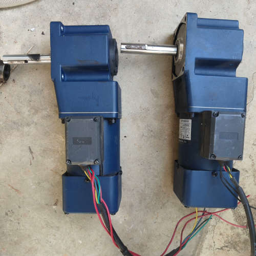 JSCC精研电机，90TP20GV22，带调速器[议]