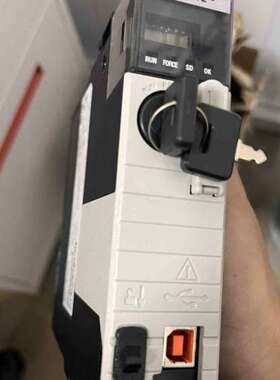 罗克韦尔AB Logix5572控制器模块，型号1756-L【议】