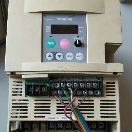 VFS7S-2015P 东芝变频器 VFS7S-2015P[议]