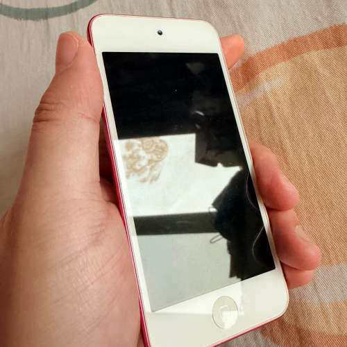 iPod Touch 5代，16GB红色，机器很好，[议]