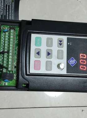 森岛变频器，SD680-4T0022G/0037P,2.2K【议】