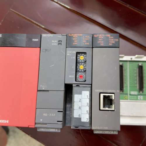 三菱Q系列PLC，包含Q01CPU主模块、QJ61BT1[议]