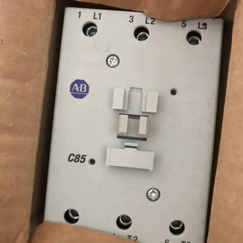 100-C85D00 AB接触器  。[议]