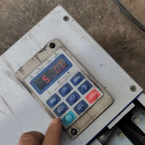 汇川变频器MD320T22G变频器，，22kw，成[议]