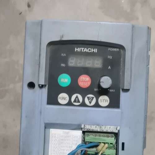 ITACHI日立L100变频器0.75KW，220V/240[议]